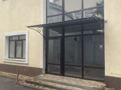 Сдам в аренду отдельностоящие двух этажное здание 150гр.м.кв. Харків