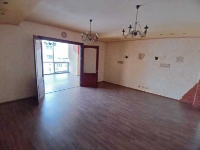 PA S4 Сдам помещение с ремонтом в Центре ул. Бакулина Харків