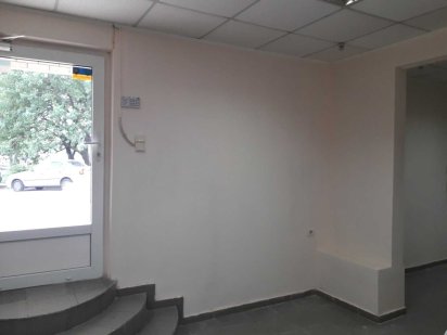 Сдам свое!!! неж помещение в 100 метрах от метро Алексеевская. Харків