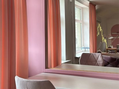 Місце бровиста/візажиста Рованцы