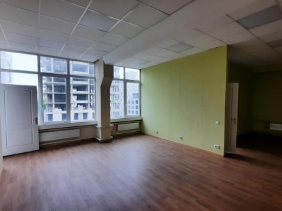 Офис в офисном центре на Научной Харьков