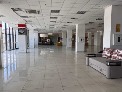 Здам в оренду торгівельну площу для продажу меблів Харків