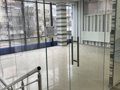 Простора кімната в оренду – 72 м² Тячев