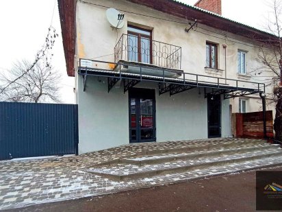 Нове фасадне приміщення в м. Снятин Оренда Снятын