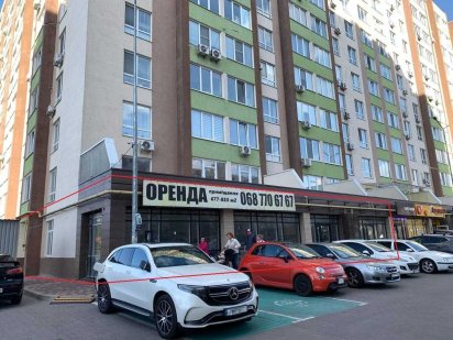 Оренда приміщення 677-740 м2 Софіївська Борщагівка Фасад Софіївська Борщагівка