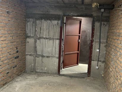 Здам в оренду приміщення склад 14квадратів Святопетровское