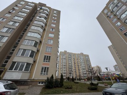 Оренда приміщення 375м2 , Святопетрівське, б-р Лесі Українки 14-Б Святопетровское