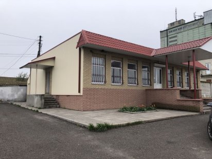 Оренда приміщення 50м2 + (підвал) біля комбікормового заводу Яготин