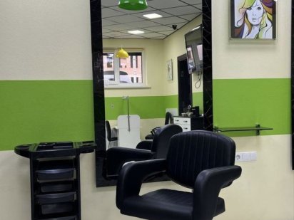 Оренда для перукаря, майстра манікюру Счастливое