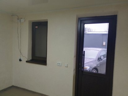 Здається в оренду магазин на ринку Гайворон