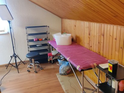 Здається в оренду робоче місце для майстра по нарощенню війі Винники