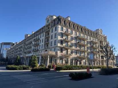 Сдам комерческое фасадное помещение в ЖК Авторский напротив Ривьеры