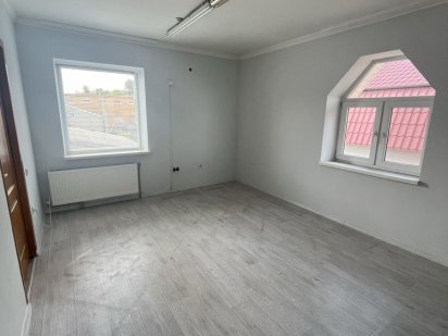 Оренда кабінету в центрі Хорол