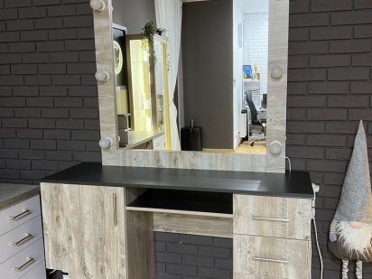 Оренда для бровиста, візажиста Вараш