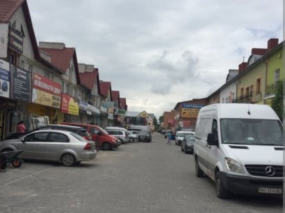 Здається в оренду приміщення Петриков