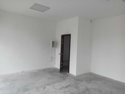 Оренда торгових та складських приміщень різної площі в місті Балаклія Балаклея