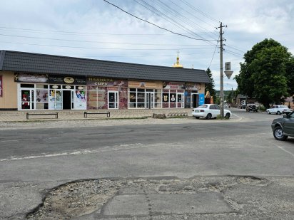 Здається в оренду торгове приміщення Лисянка