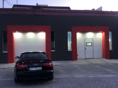 Здається в оренду автомийка Тепличне