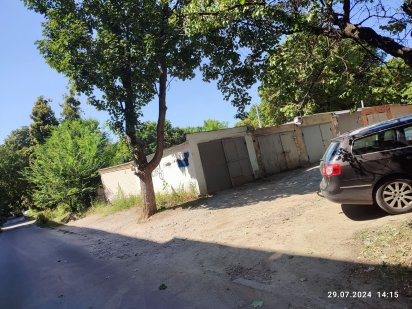 Продаж гараж на 29 школі усі документи ,окрема адреса Полтава