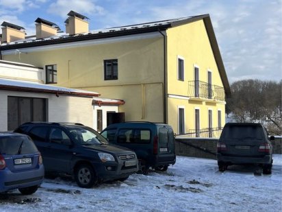 2х кімнатна, з ремонтом (Старе місто) Каменец-Подольский