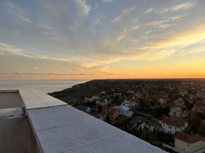 Продажа квартири з терасою біля моря! Чорноморськ