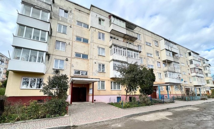 Продається 3-кімнатна квартира. Чортків - фото 1