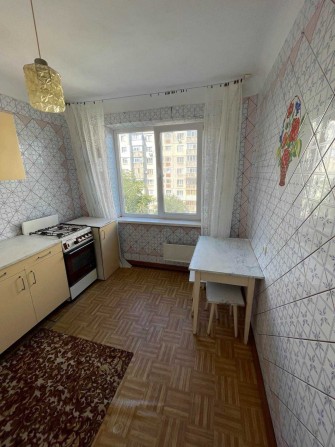 Продам 1-кім квартиру, 6/9, вул. Мрії (В. Інтернаціоналістів) б. 12 - фото 1