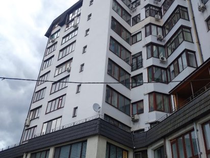 3к квартира в самому центрі міста Хмельницкий