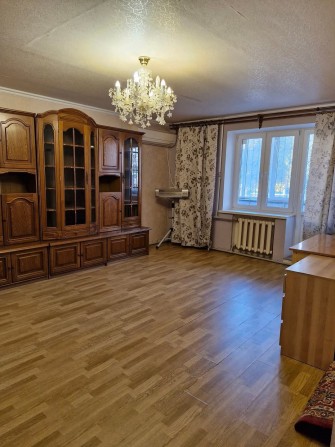 Продам 3-х кімнатну квартиру в Броварах - фото 1