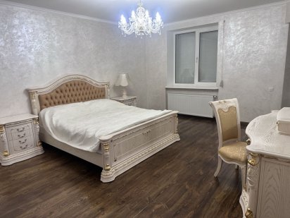 Подобова оренда будинку