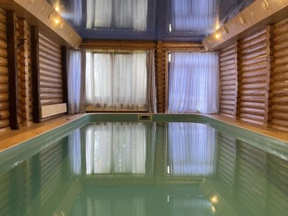 301 Зруб з бассейном та лазнею Київ