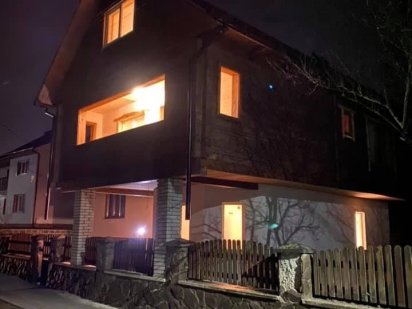 Відпочинок в Карпатах Садиба «У Митника» Лазещина