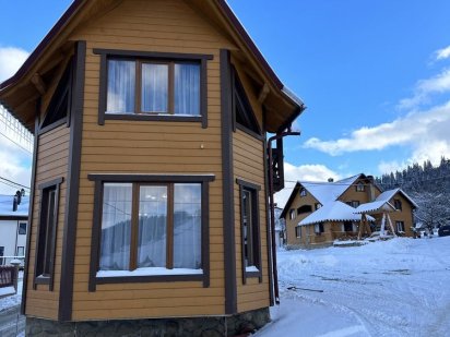 КОТЕДЖ У Поляниці! Вид на гори. Поляниця