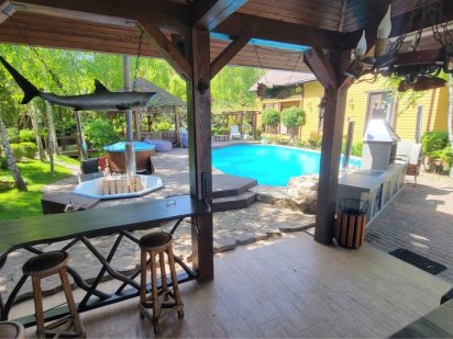 Оренда будинку подобово. Аренда дома посуточно. Басейн,чан,река,баня. Вишенки