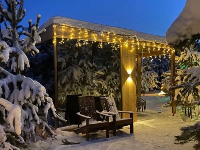 Затишній відпочінок східниця будиночкі зі своим чаном та кухнею Сходница