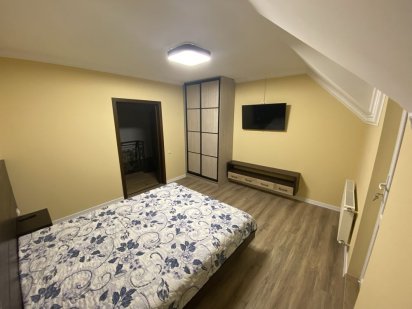 Оренда будинку Сходница