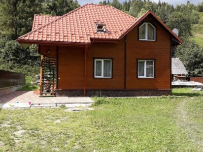 Житло в Карпатах. Басейн, чан. Славське Славское