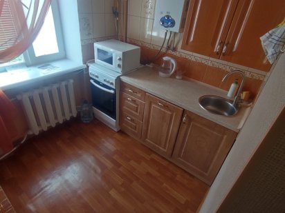 Сдам подобово. В ОЛХ не відповідаю. З домашніми улюбленцями не турбува Ізюм