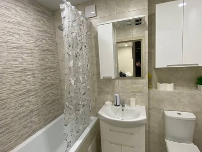 Подобово 2-х , центр, вул  Дружби Краматорск