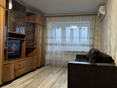 Аренда квартиры посуточно  Центр с видом на парк