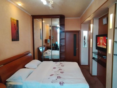 ‼️‼️Сдам с бошьшой ванной посуточно 2х комнатную квартиру, в центре