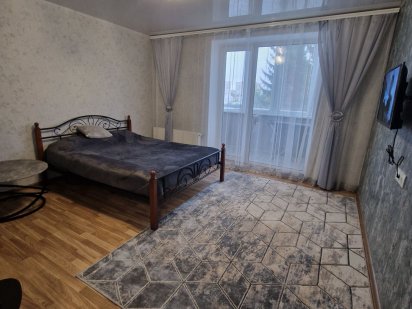 Подобова аренда квартири військовий санаторій  центр м.Хмільника Хмельник