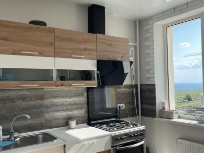 Южный , собственник , сдам 2 комн.. Не более 4 человек Южное