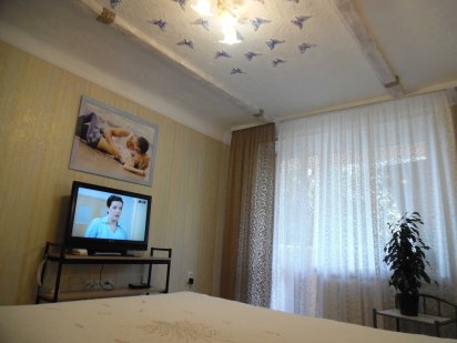 Посуточно 2 х,Центр, Камянецкая 82,Филармония,Чистая!! Хмельницький