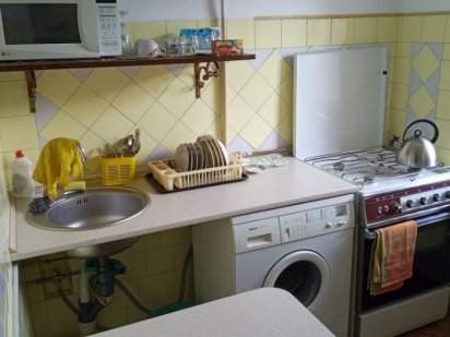 Подобово 2 кім. 1-5чел. вул . Полетаева, можливо  почасово! Черновцы