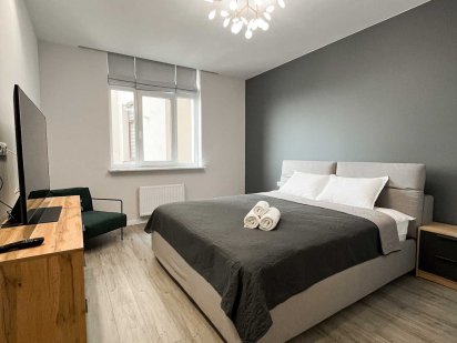 Панорамний вид у престижному будинку в центрі Полтави - Мережа HELEN Полтава