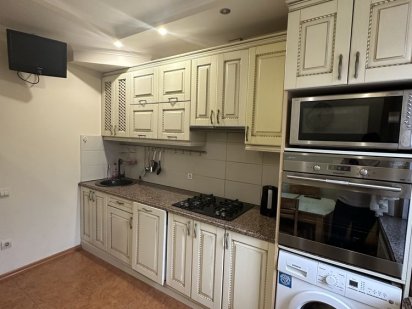 Подобово 3 х кімнатна квартира Суми