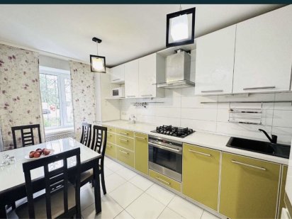 Оренда  2 кімнатної квартири подобово з(ecoflow) світло є м Вокзальна Киев