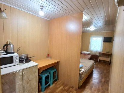 Приватний будинок, Черкаси р-н 3ї лікарні, свій двір, можливо погодинн Черкаси