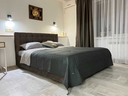 2-кімнатний люкс в центрі. Чернигов